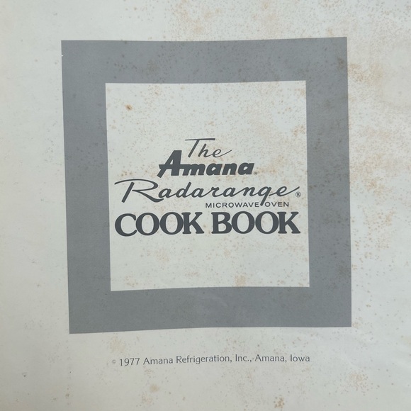 1977 The Amana Radarange Microwave Oven Cook Book  B7 - Picture 3 of 5